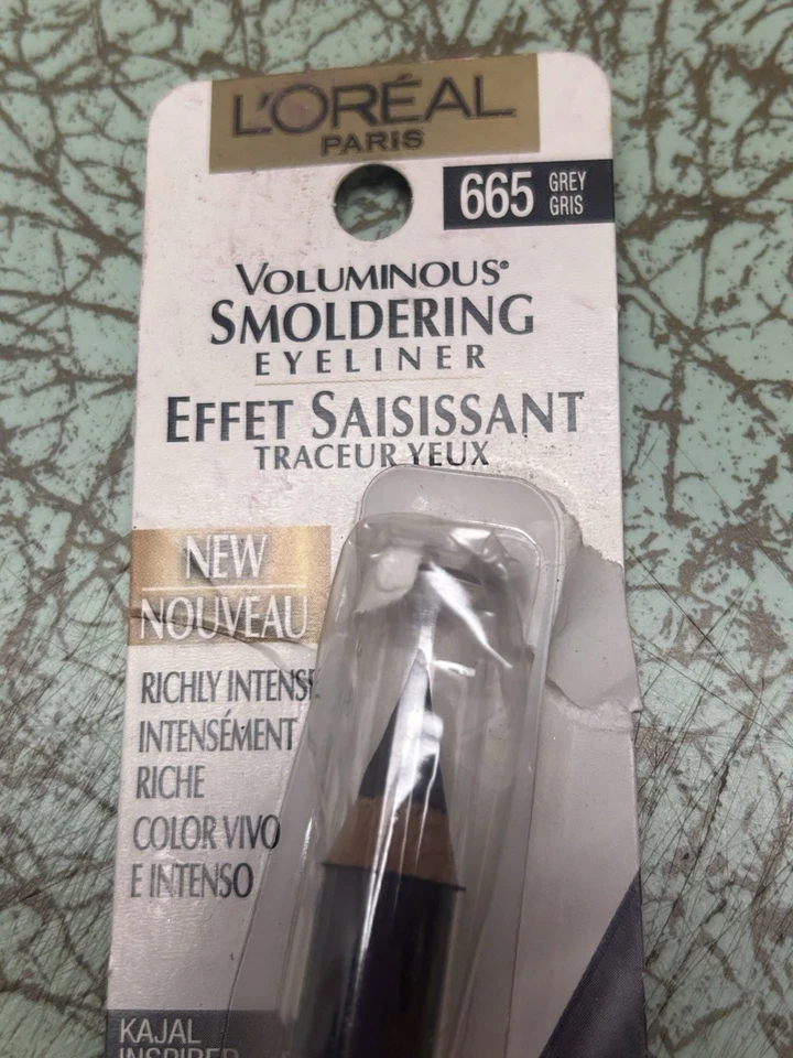 Loreal Voluminous Smoldering Wood Eyeliner Pencil 665 Grey - Image 2 of 3