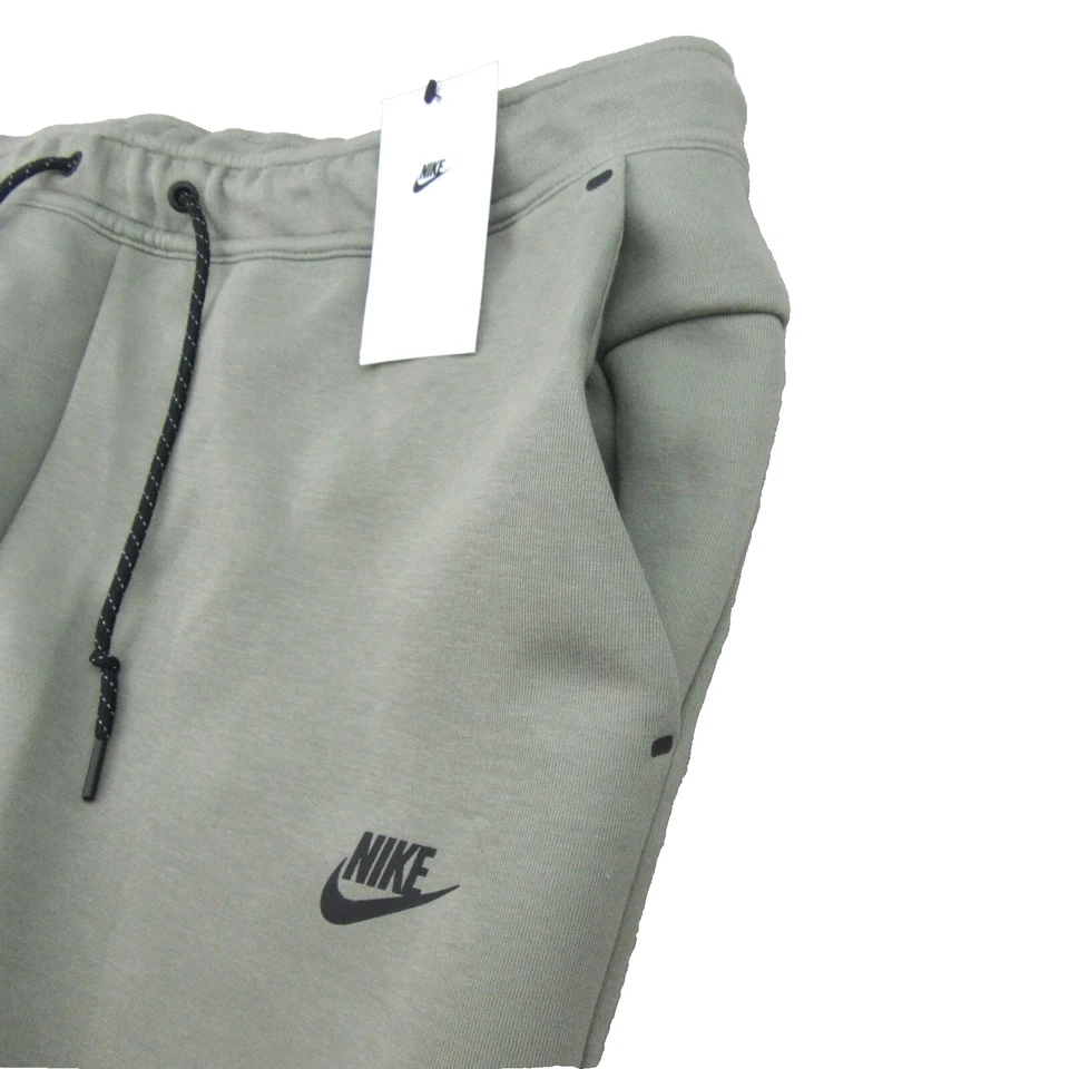 Pantalones deportivos Nike talla L grandes para hombre NSW Tech polar verde militar claro HV0959 Foto 3 de 4