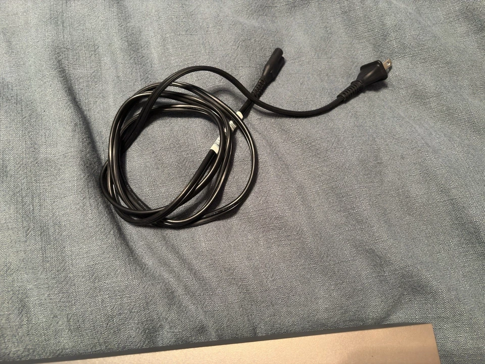 Xbox One X 1TB Console – Gold Rush Edition – Limited – Tested – Console Only - Image 4 of 4