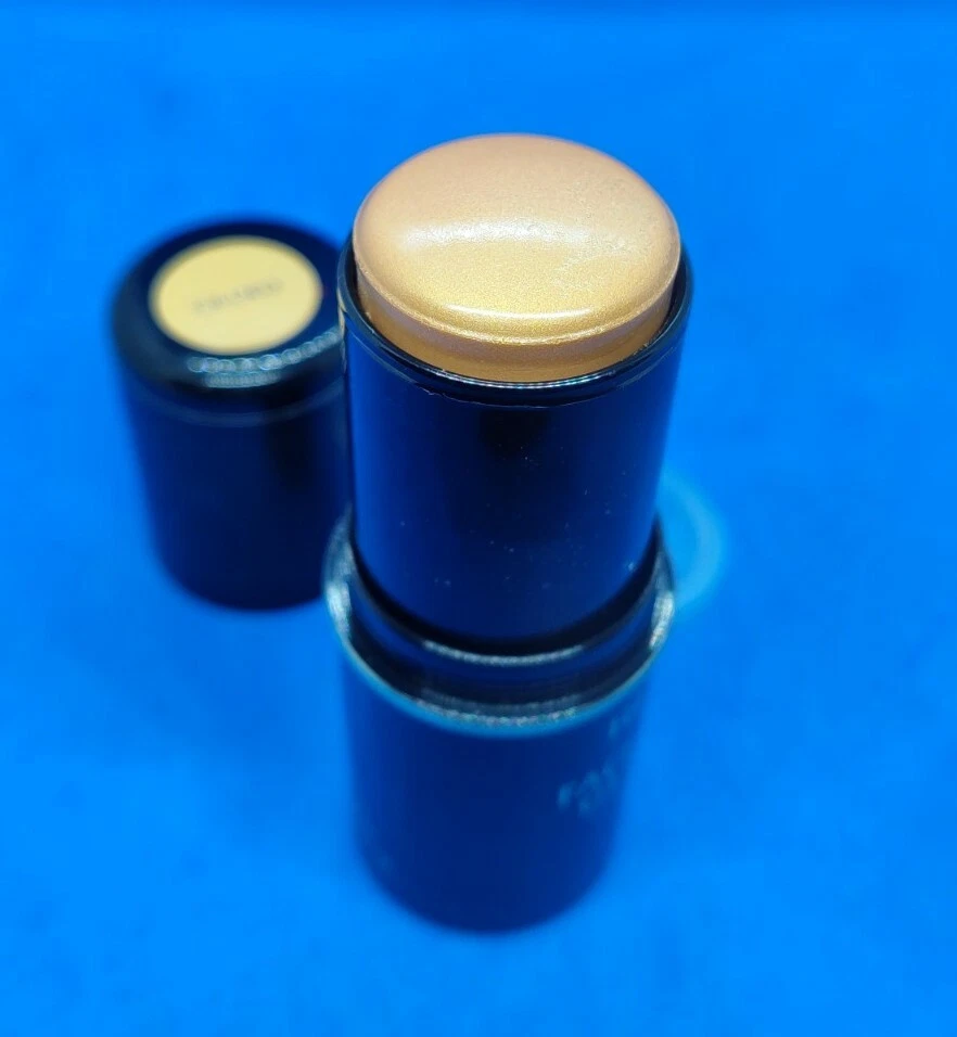 Revlon Face and Body Gleamer / Illuminator GILDED .38oz Limited Edition - Image 2 of 3