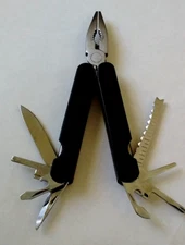 Tool 10-Function Set Universal Multi-tool & Case-