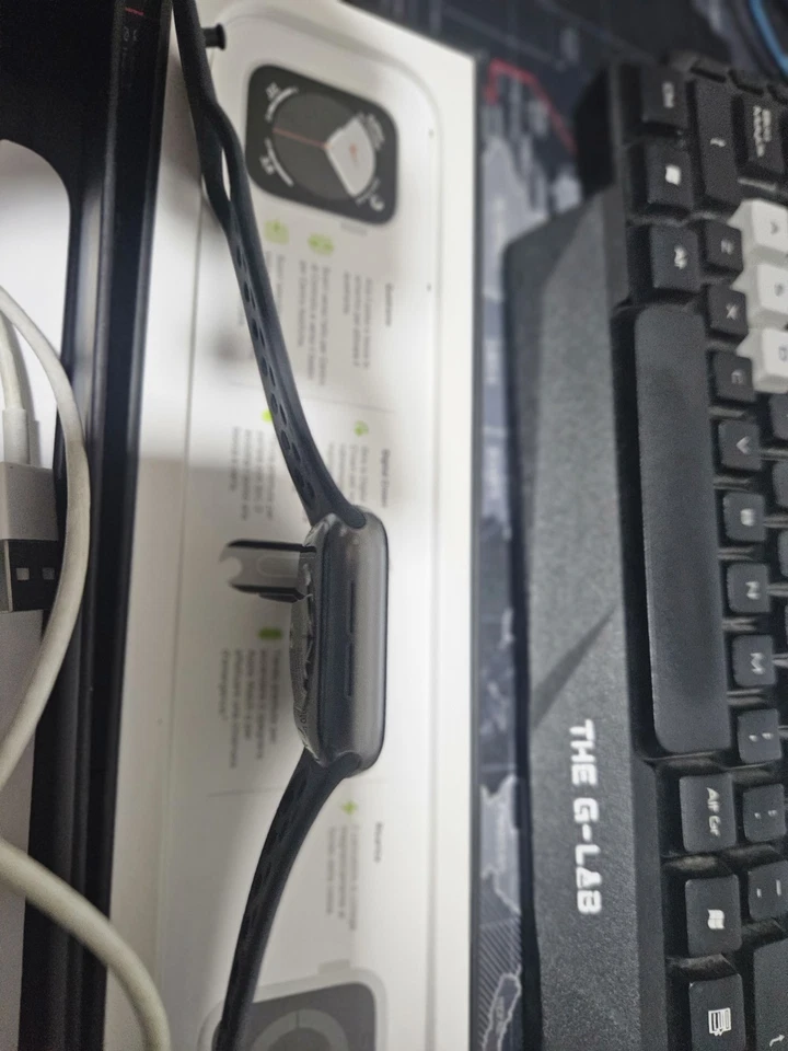 Apple Watch Series 5  40mm Negro Edición Nike  - Imagen 4 de 4