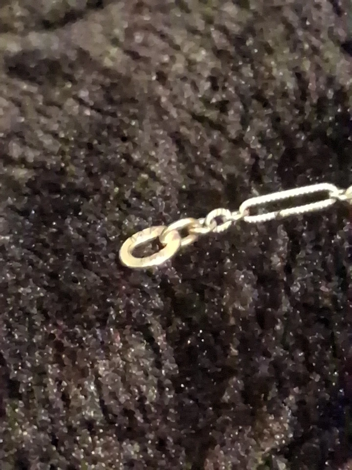 Collar de diamantes de oro blanco de 14k Foto 4 de 4