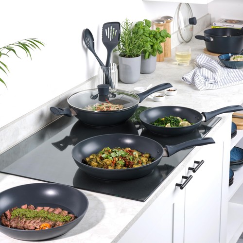Salter BW12259EU7 - Padella antiaderente, adatta a induzione, senza PFOA, i dvct - Foto 4 di 7