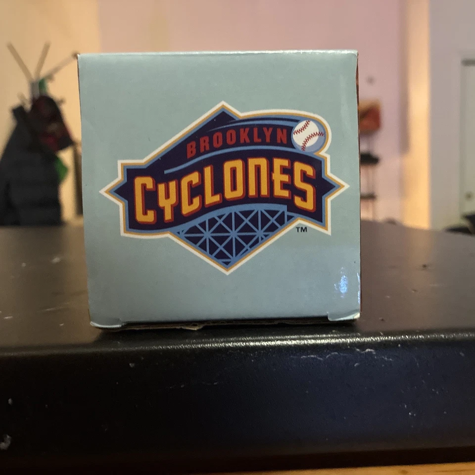 Donovan Mitchell Jr Bobblehead Brooklyn Mets Cyclones SGA Nuevo nunca abierto Foto 3 de 3