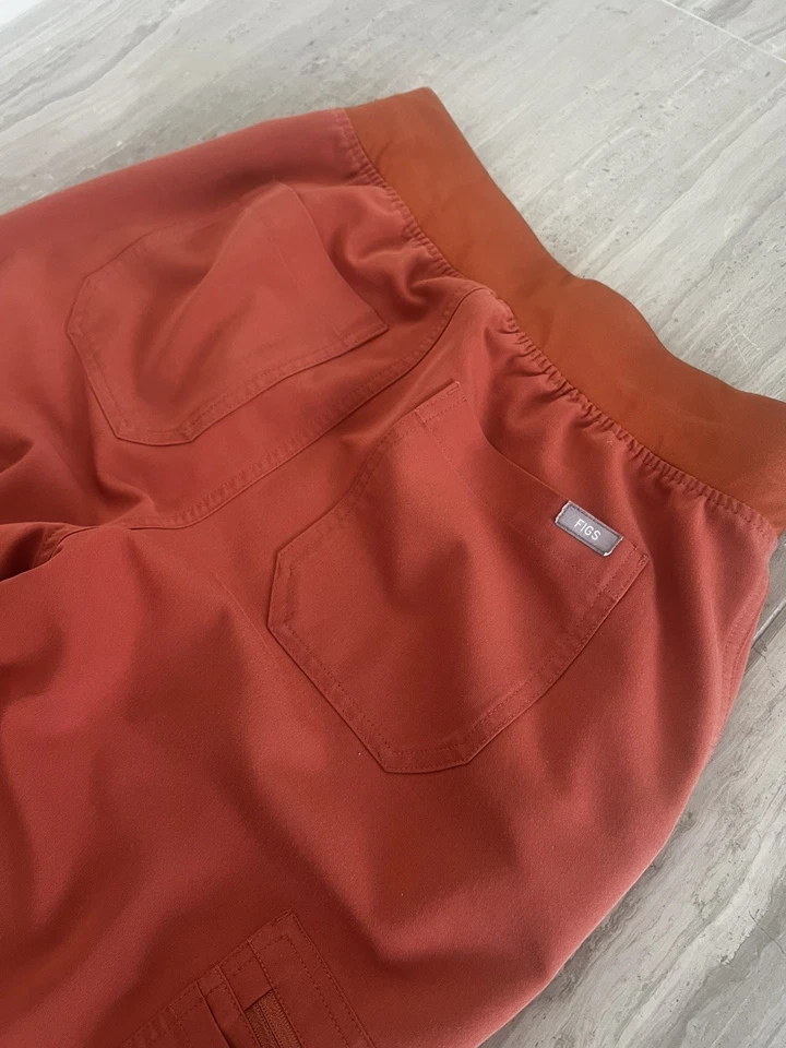 Conjunto Médico Figs Para Mujer XS Catarina Top, Pantalones Médicos S Yola - Terra Cotta Naranja Foto 3 de 4
