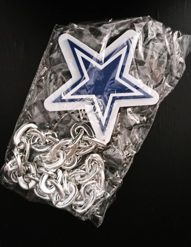 Dallas Cowboys New Necklace Chain 34 inches 3D Foam 8 inches - Picture 5 of 8