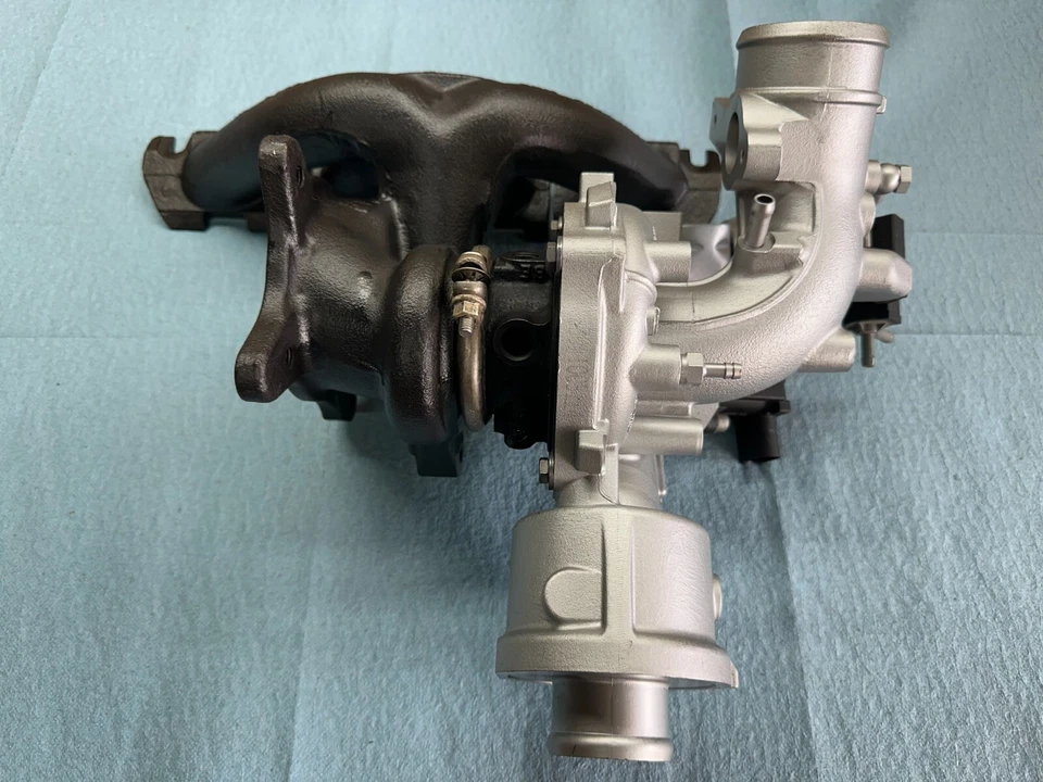 Turbocompresor BorgWarner Rem OEM para Audi A4 A5 A6 Q5 2,0 L (09-13) CAEB Foto 2 de 4