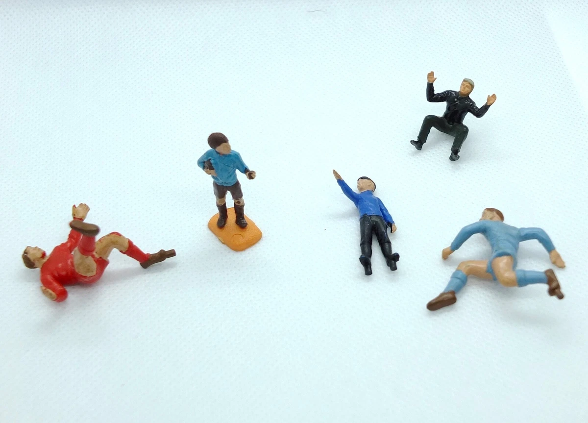 Small plastic 2024 football figures