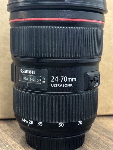 Canon Zoom Lens EF 24-70mm F/2.8L II USM VERY MINT - Picture 2 of 4