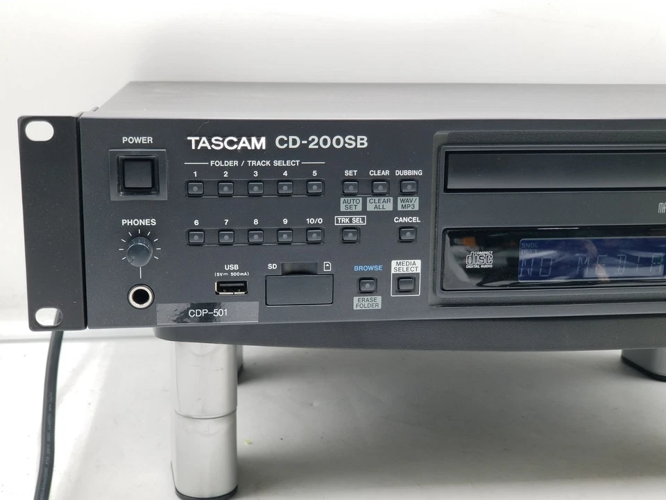 TASCAM CD-200SB Professional CD / Solid-State Media Player Rack-Mountable - Image 3 of 4
