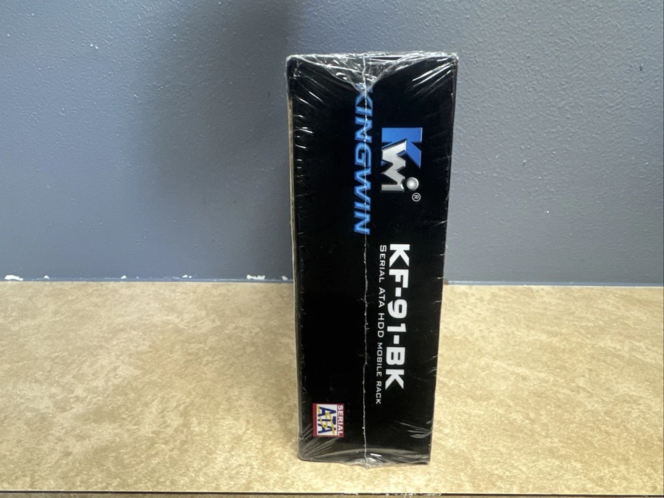 Kingwin KF-91-BK Aluminum Serial ATA Mobile Rack HDD Internal w/ Fan, Keys - Image 3 of 4