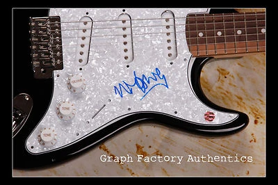 GFA Cruel Pour Être Kind Nick Lowe Signé Électrique Guitare AD1 COA - Image 1 of 2