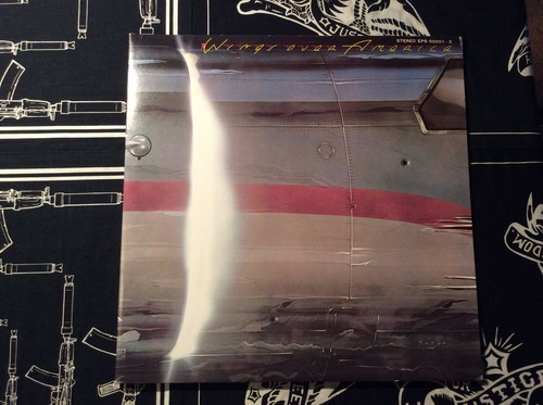 WINGS OVER AMERICA 1977 Vinyl 3x LP EPS-50001-3 + POSTER Near Mint - Picture 2 of 12