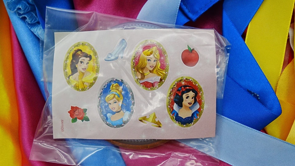 Caja de disfraces para niños Disney Princess Deluxe para vestir Foto 4 de 4