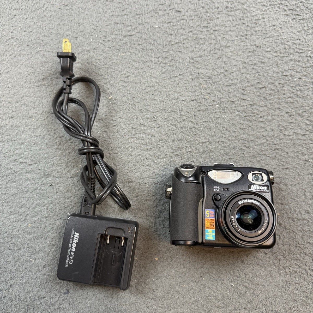 Nikon コンパクトデジタルカメラ coolpix e5000 Nikon ニコン Coolpix 5000(E5000) コンパクトデジタルカメラ