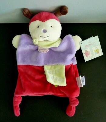 P1 - DOUDOU ET COMPAGNIE MARIONNETTE COCCINELLE ROUGE MAUVE SECRETS  BZZZ  NEUF  - Photo 1/2