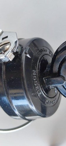 Vintage BOXED GARCIA MITCHELL 320 FIXED SPOOL SPINNING REEL in Excellent Conditi - Picture 9 of 12