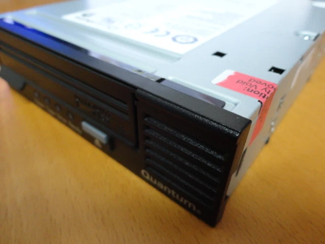 Quantum LTO4 Ultrium4 HH Internal SCSI Drive EB655J#901 TF5100-511 TF5152-511 - Image 2 of 3