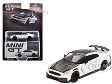 2024 NISSAN GT-R NISMO (R35) BRILLIANT WHITE 1/64 DIECAST BY MINI GT MGT01045