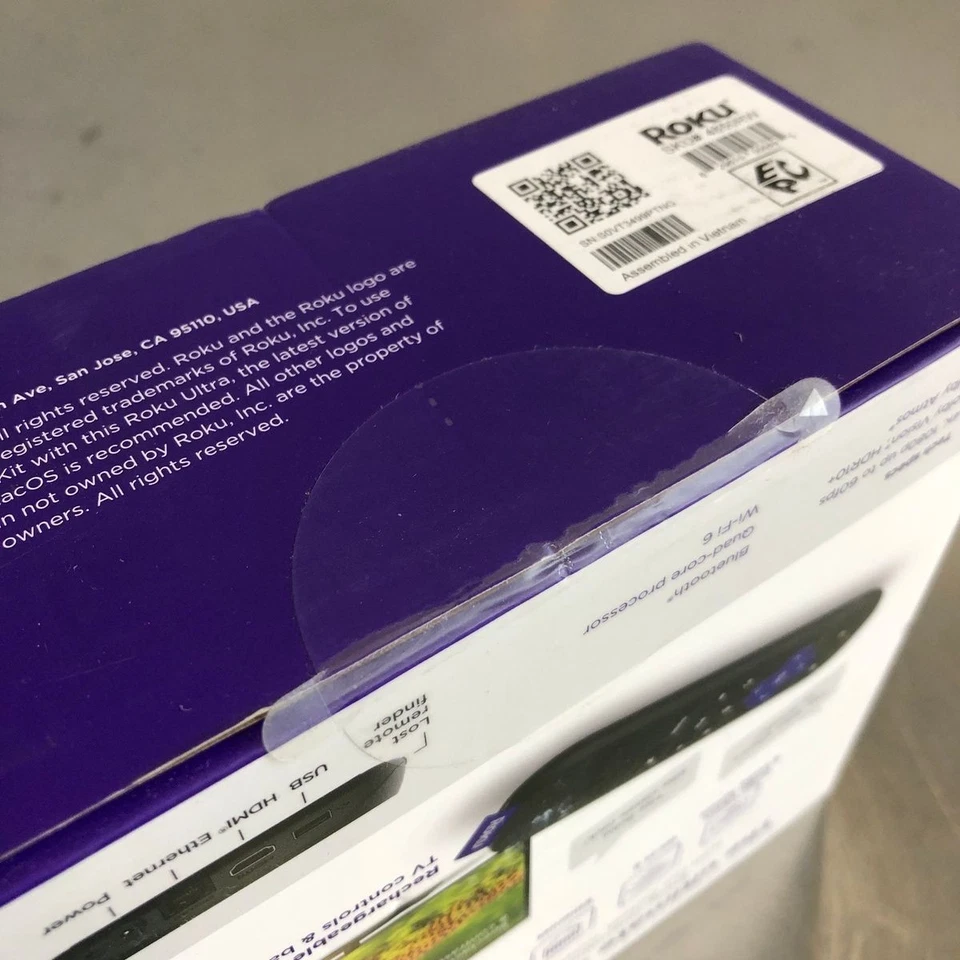 New Roku Ultra HD | 4K | HDR Dolby Vision Atmos Wi-Fi 6 Streaming Player 4850RW - Image 3 of 4