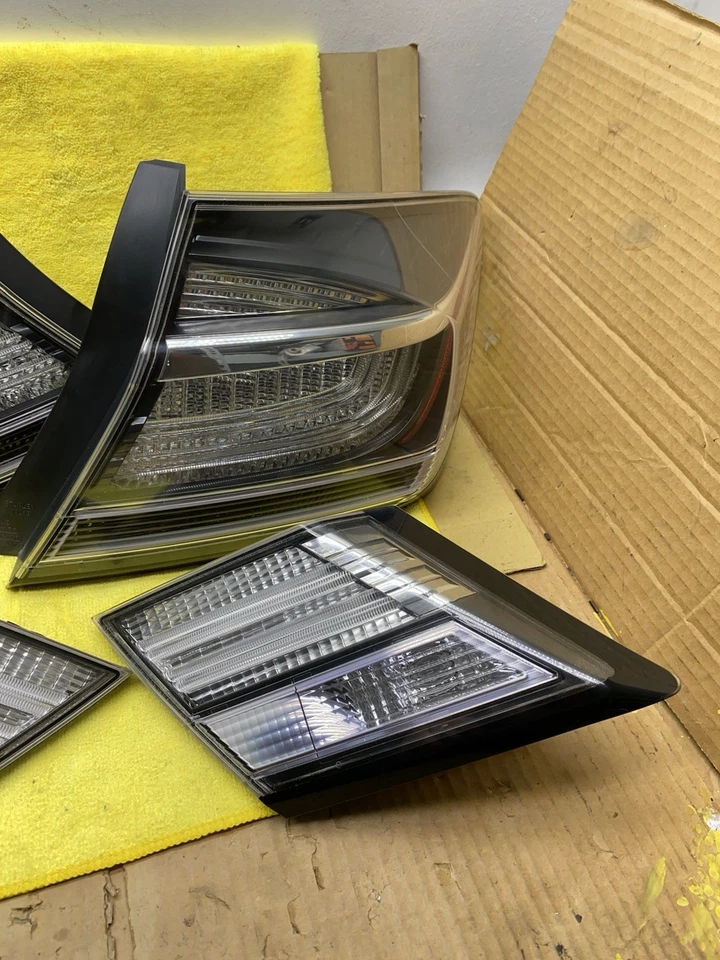 2013 - 2015 Honda Civic Hybrid Tail Light Rear Complete Left & Right OEM LH & RH - Image 3 of 4