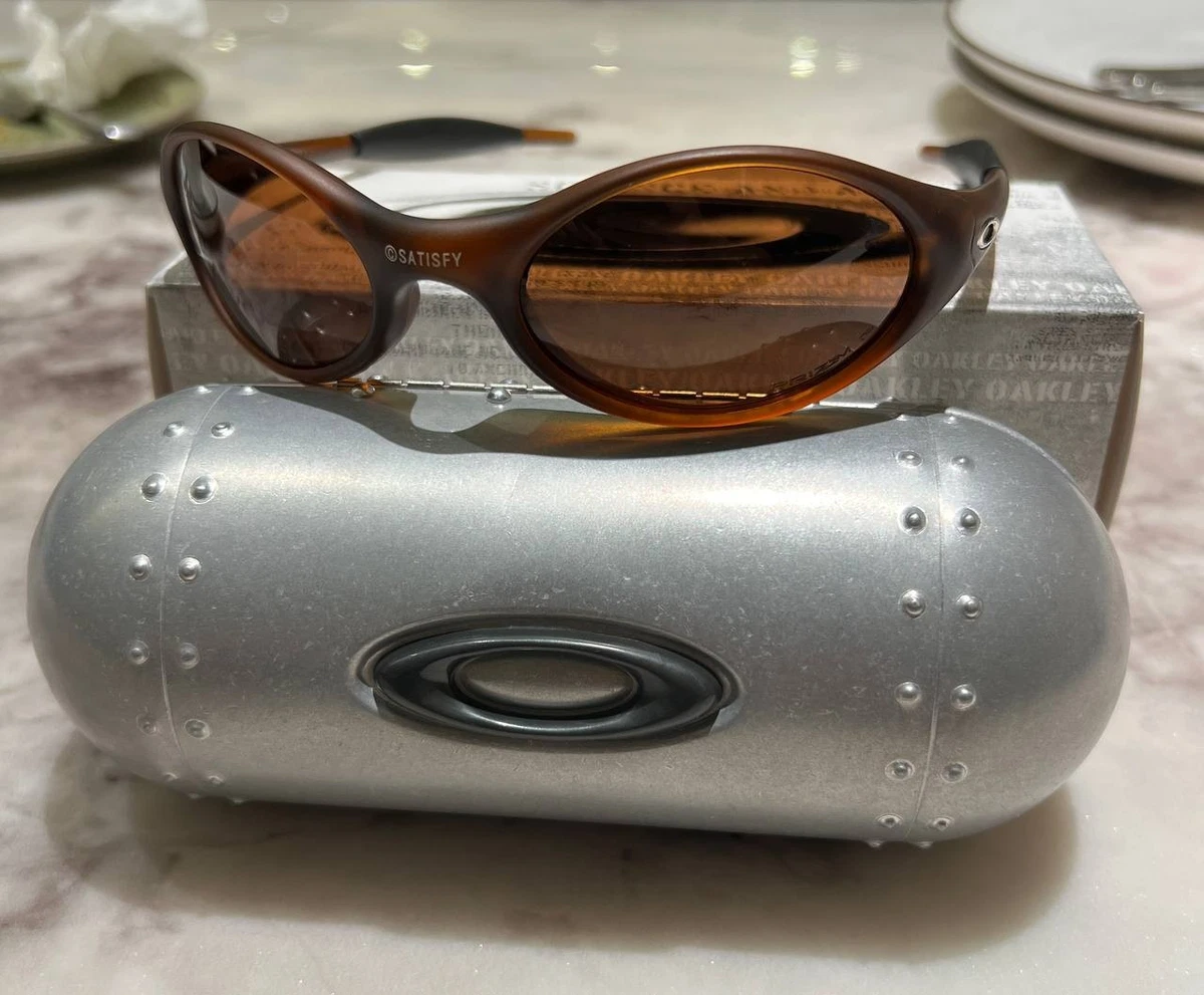 OAKLEY オークリー サングラス メタルフレーム ブラウン ヴィンテージ 25+ Oakley Brown with Vintage Sunglasses for Men for sale
