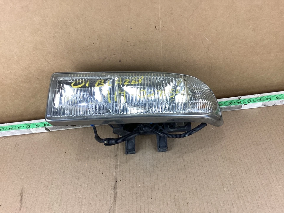Faro delantero izquierdo del conductor Chevrolet Blazer 1998-2005 16523145 OEM Foto 2 de 4