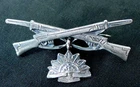 WW1 AUSTRALIAN MILITARY SWEETHEART BADGE RISING SUN & CROSSED LEE-ENFIELD RIFLES