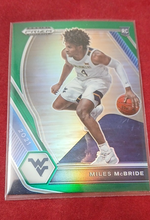 2021-22 Panini Prizm Draft Picks - Miles McBride #32 Green Prizm (RC) Basketball