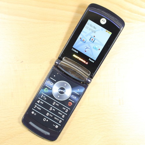 Motorola RAZR2 V9m U.S. Cellular Flip Phone Used - Picture 2 of 4
