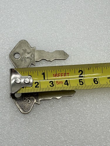 Antique Ford Model T Key With Ford Script Set Of 2 #62 And #63 - Picture 7 of 7
