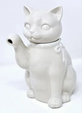 Crowning Touch Collection Porcelain White Kitten Teapot/Creamer Vintage Japan 