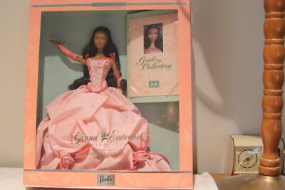 Collector Edition poupée de collection Grand Entrance second in the series Sharon ZUCKERMAN - Collection