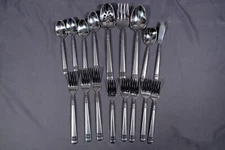Mixed Lot of 17 Oneida Lattice Stainless Flatware