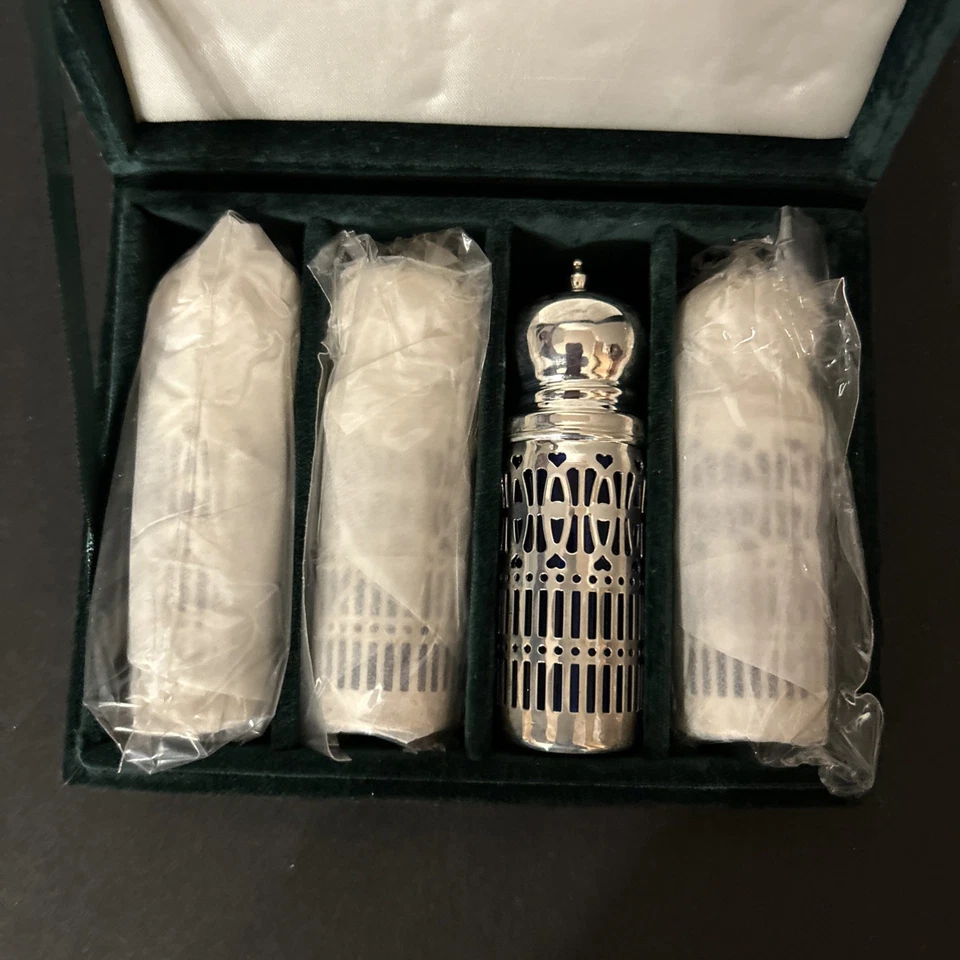 Vintage Neiman Marcus Cobalt Blue Glass/Silver Plate Salt & Pepper Shakers (4) - Image 4 of 4