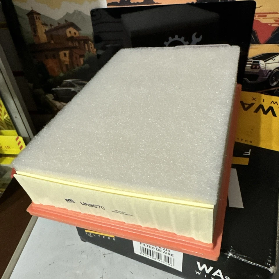 Air Filter fits RENAULT MASTER Mk3 2.3D 2010 on Wix 165462604R 165465171R New - Image 4 of 4