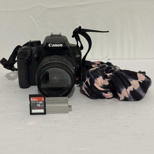 Canon EOS Rebel XS DS126191 DSLR-Kamera mit Objektiv 18–55 mm EFS IS II f/3,5–5,6