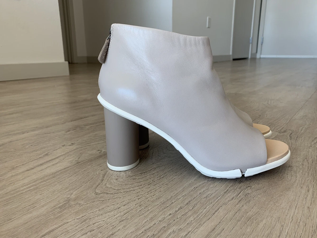 Clarks peep sales toe booties