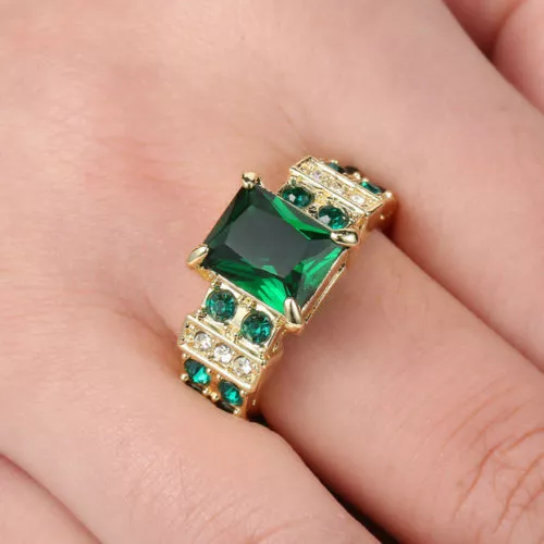 Emerald ring hotsell costume jewelry