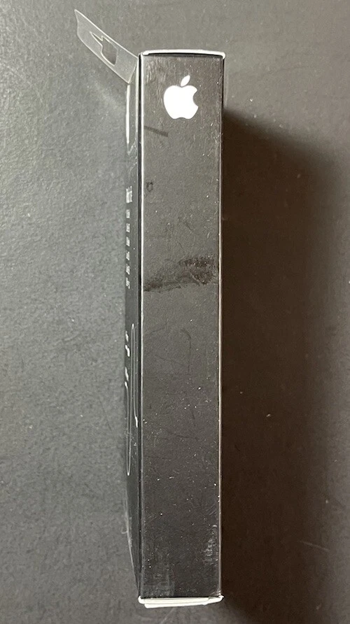 Official Apple iPod shuffle USB Cable [ White ] NEW - Image 3 of 4