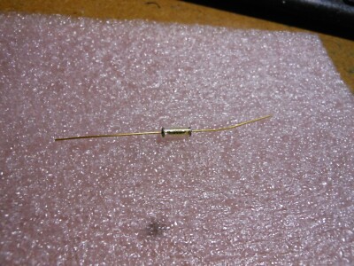 VISHAY ANGSTROHM RESISTOR PART # RNR60E6982FS NSN: 5905-01-033-1886 69.8KOHMS 1%