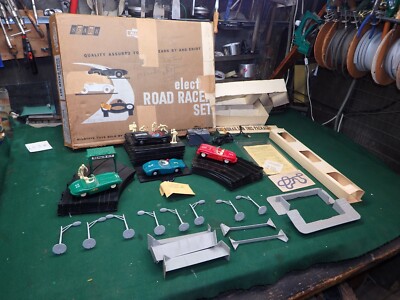 Vintage Sears Auto Road Racer Set Marx 4 CARS Slot Cars