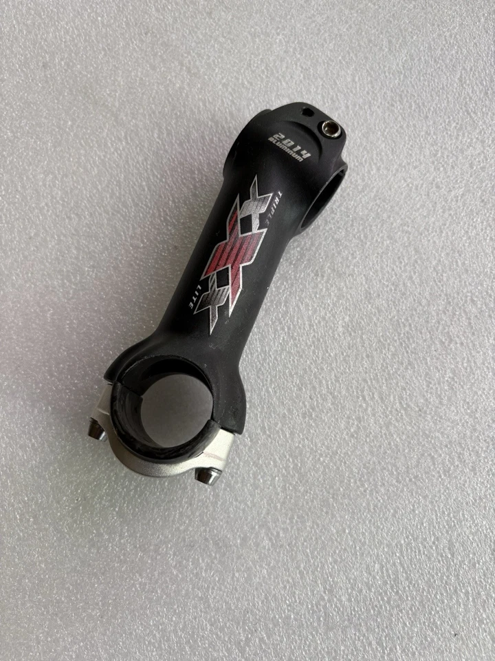 Bontrager XXX LITE Stem 110mm. +/- 17degree. Weight 178g. - Image 2 of 4