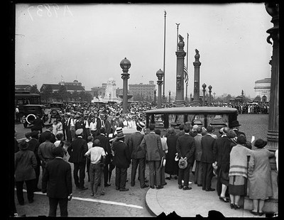 Photo:Crowd at Union Station, Washington, D.C.