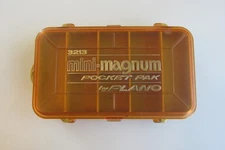 Plano 3213 Mini-Magnum Pocket Pak Tackle Box VG Condition