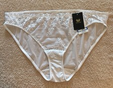 Wacoal Embrace Lace XL Bikini Pantie White Floral Lace 64391