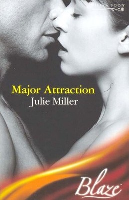 Major Attraction (Mills & Boon Blaze),Julie Miller