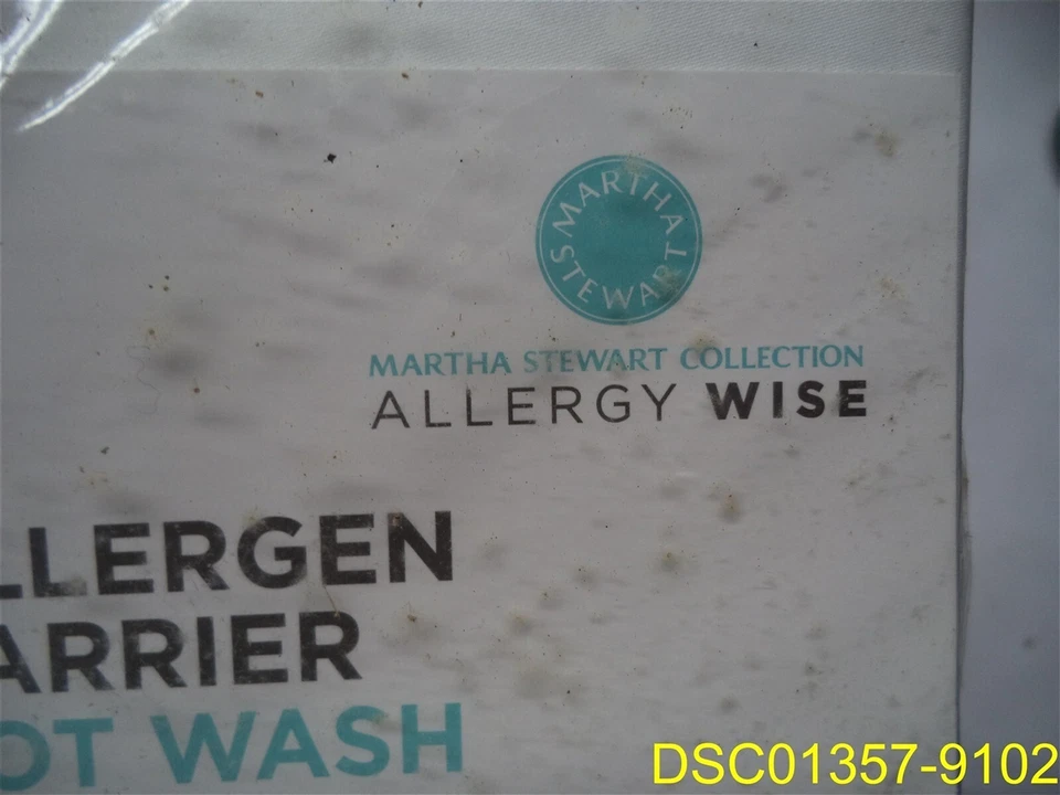 Martha Stewart Allergen Barrier Hot Water Wash Queen Pillow Protector White - Image 3 of 4