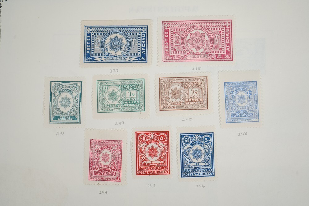 Picture 10 of 24